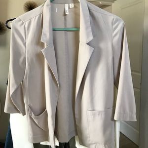 Tan/blush polyester blazer with pockets